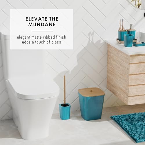 Hearth Harbor Sodium Green 22-Piece Bathroom Set