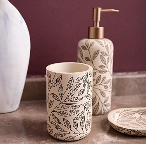 Sturdy Rustic Bathroom Set