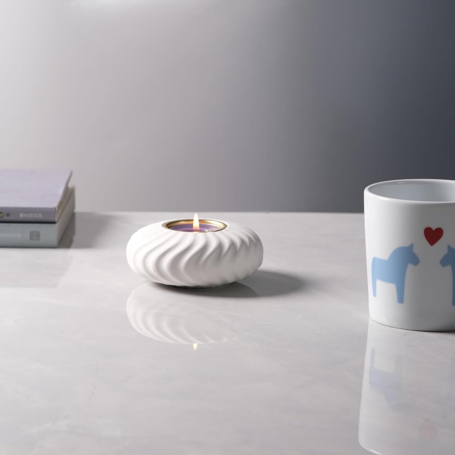 ICNBUYS Twizzle Twist Tealight Holder