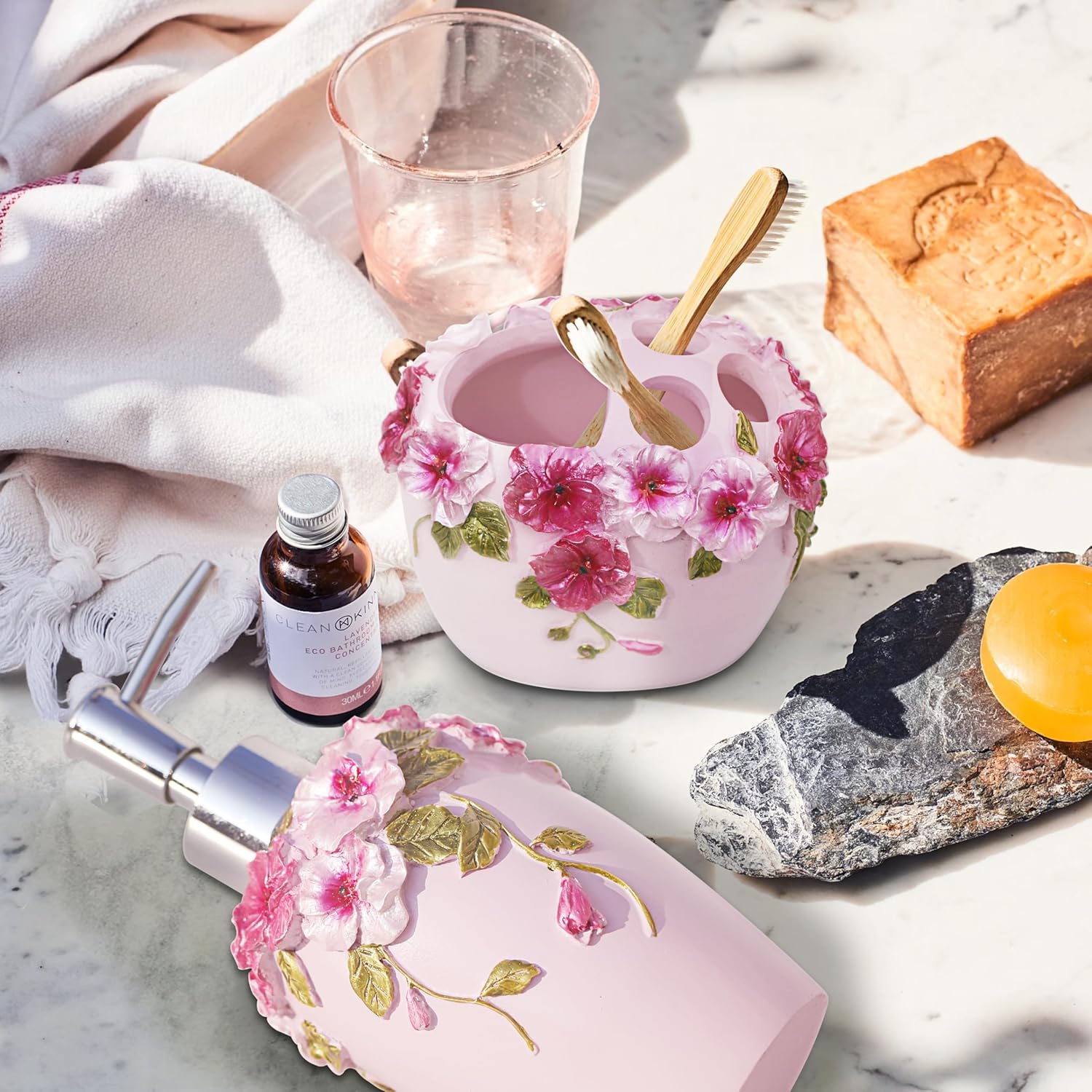LUANT Pink 5-Piece Bathroom Accessories Set - Modern Luxury with Blossom Design