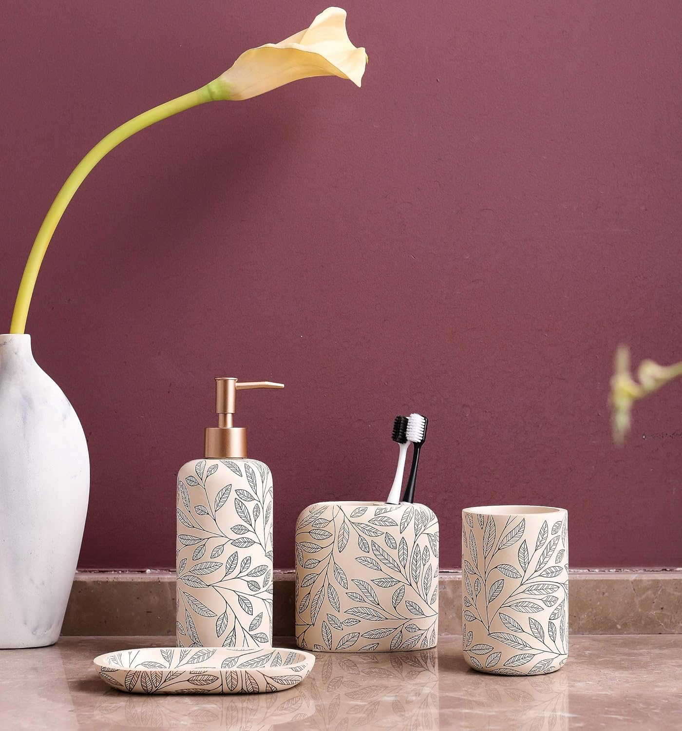 Sturdy Rustic Bathroom Set